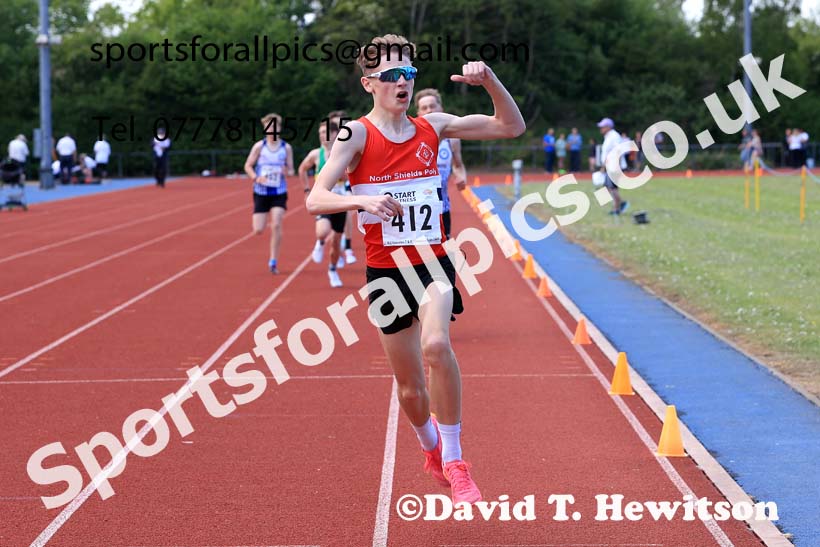 Mens under-17s 800 metres, 2025 North Eastern Track and Field Champs., Shildon, County Durham. Photo: David T. Hewitson/Sports for All Pics